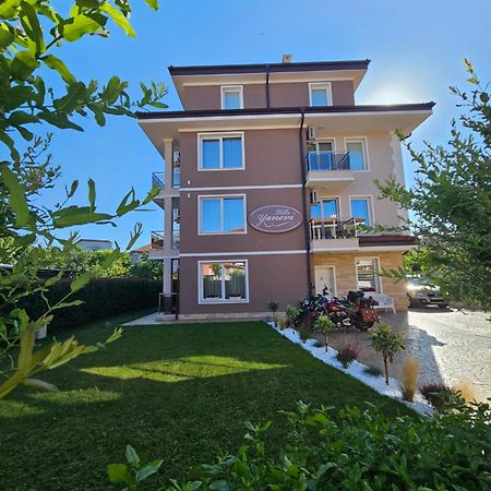 Villa Yanevi رافدا المظهر الخارجي الصورة